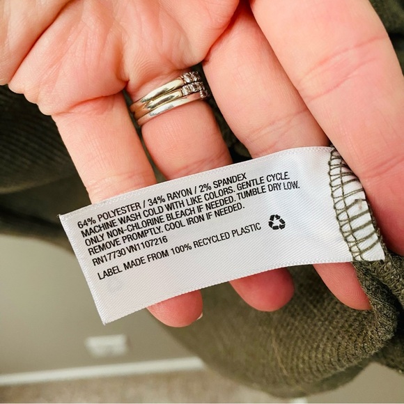 a new day Cowl Neck Waffle Knit Long Sleeve Top Green Sz Small - Picture 5 of 8